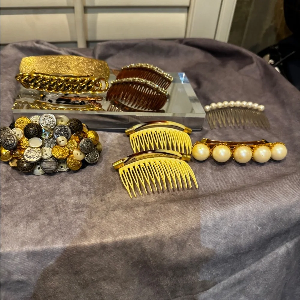 Lot of Elegant Gold and Pearl Hair Accessories‎ Set vintage France